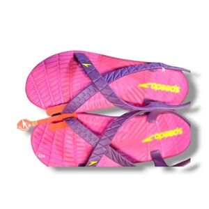 Speedo Kids Flip Flops in Pink and Purple